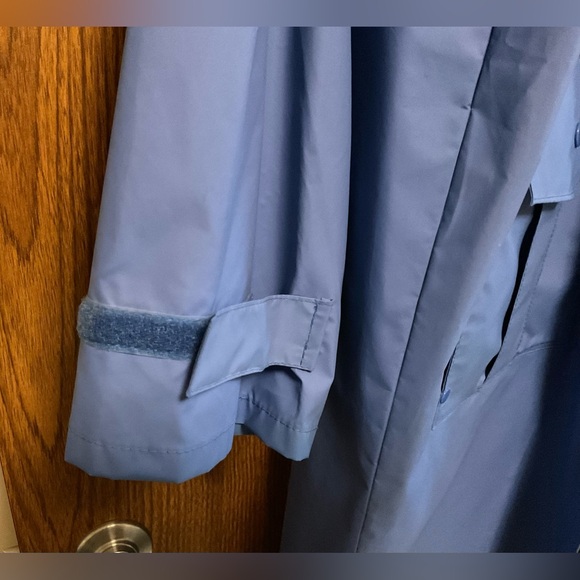 LL Bean Maine Guide Rain Coat - Large - Picture 6 of 8